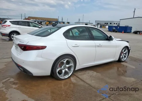 2018 Alfa Romeo Giulia Ti z USA, uszkodzony, nr VIN ZARFAECN8J7576011
